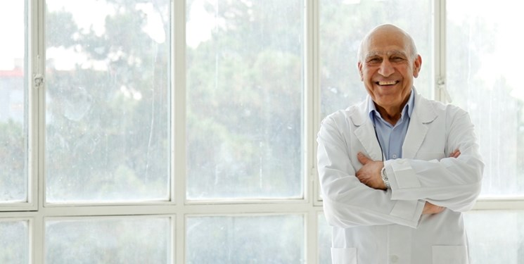 سرطان شناس ایرانی با بیش از 6 هزار پیوند مغز استخوان در جهان