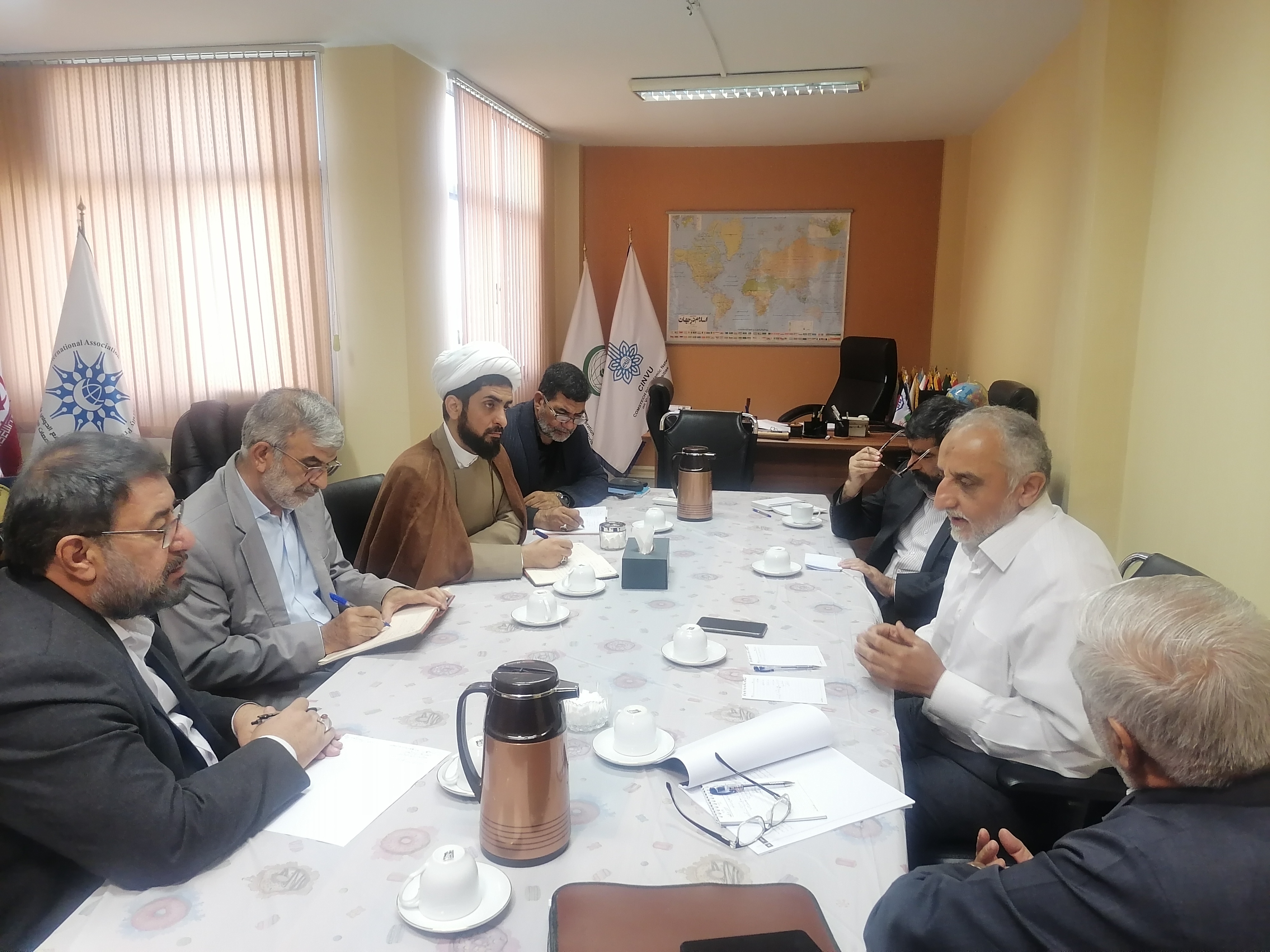 اولین جلسه هماهنگی برنامه‌های اربعینی مجمع بین‌المللی اساتید مسلمان دانشگاه‌ها برگزار شد.